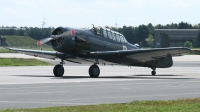 Photo ID 20932 by Toon Cox. Private Stichting Koninklijke Luchtmacht Historische Vlucht Noorduyn AT 16 Harvard IIb, PH TBR