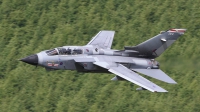 Photo ID 187090 by Barry Swann. UK Air Force Panavia Tornado GR4, ZA447