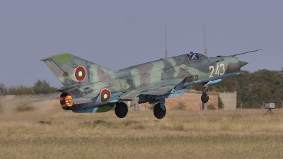 Photo ID 81846 by Peter Terlouw. Bulgaria Air Force Mikoyan Gurevich MiG 21bis SAU, 243