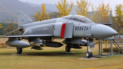 Photo ID 87119 by Peter Terlouw. South Korea Air Force McDonnell Douglas F 4D Phantom II, 40 934