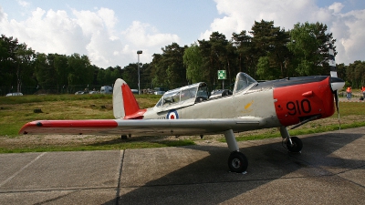 Photo ID 86720 by Jan Eenling. Private Private De Havilland Canada DHC 1 Chipmunk T10, G BWTG