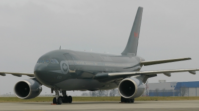 Photo ID 11018 by Maarten Peters. Canada Air Force Airbus CC 150 Polaris A310 304 F, 15001
