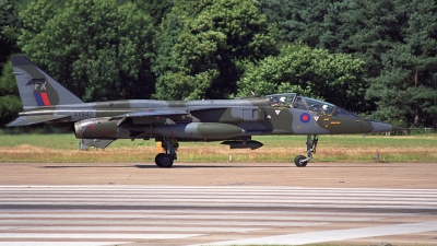 Photo ID 87523 by Peter Terlouw. UK Air Force Sepecat Jaguar T4, XX847