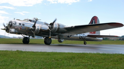 Photo ID 88429 by W.A.Kazior. Private Private Boeing B 17G Flying Fortress 299P, N3193G