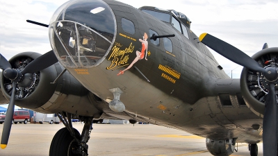 Photo ID 90999 by W.A.Kazior. Private Private Boeing B 17G Flying Fortress 299P, N3703G