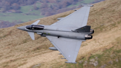 Photo ID 91436 by Barry Swann. UK Air Force Eurofighter Typhoon FGR4, ZJ918