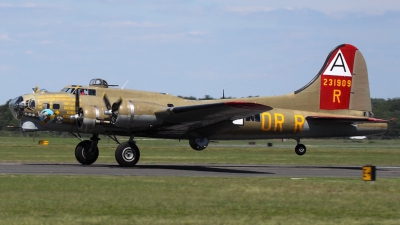 Photo ID 92672 by Joe Osciak. Private Collings Foundation Boeing B 17G Flying Fortress 299P, NL93012