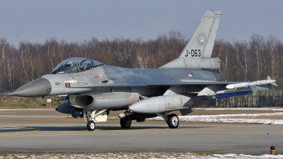 Photo ID 92302 by Eric Tammer. Netherlands Air Force General Dynamics F 16AM Fighting Falcon, J 063