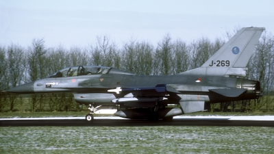 Photo ID 93729 by Joop de Groot. Netherlands Air Force General Dynamics F 16B Fighting Falcon, J 269