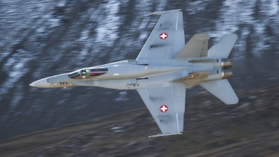 Photo ID 12177 by Kevin Clarke. Switzerland Air Force McDonnell Douglas F A 18C Hornet, J 5023