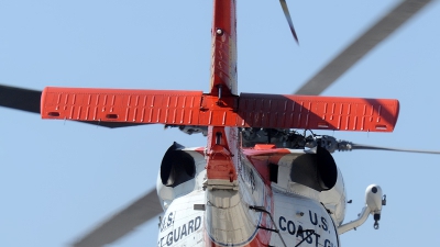 Photo ID 95619 by W.A.Kazior. USA Coast Guard Sikorsky MH 60T Jayhawk, 6041