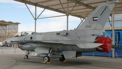 Photo ID 12396 by Robin Powney. United Arab Emirates Air Force Lockheed Martin F 16F Fighting Falcon, 3012