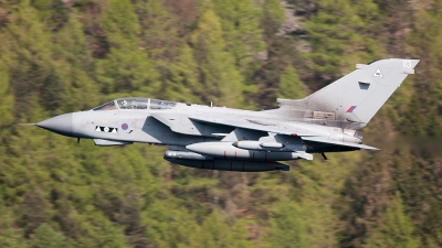 Photo ID 97891 by Paul Massey. UK Air Force Panavia Tornado GR4, ZD890