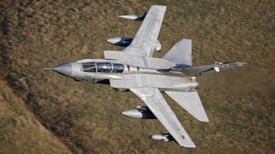 Photo ID 101015 by Steve Beats. UK Air Force Panavia Tornado GR4, ZD715