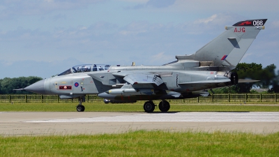 Photo ID 103627 by Lukas Kinneswenger. UK Air Force Panavia Tornado GR4, ZA601