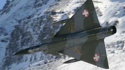 Photo ID 13571 by Andreas Zeitler - Flying-Wings. Switzerland Air Force Dassault Mirage IIIRS, R 2114