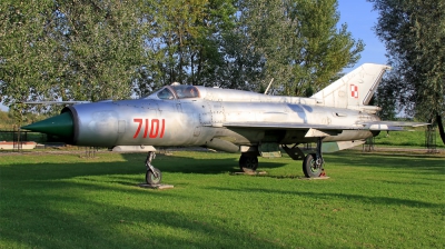 Photo ID 108880 by Chris Albutt. Poland Air Force Mikoyan Gurevich MiG 21PFM, 7101