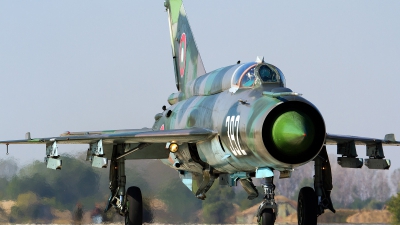 Photo ID 107647 by Anton Balakchiev. Bulgaria Air Force Mikoyan Gurevich MiG 21bis, 392