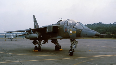 Photo ID 107940 by Robert W. Karlosky. UK Air Force Sepecat Jaguar T2, XX845