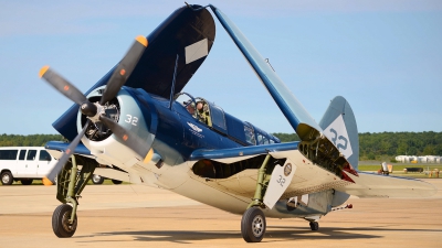 Photo ID 109191 by W.A.Kazior. Private Commemorative Air Force Curtiss SB2C 5 Helldiver, NX92879