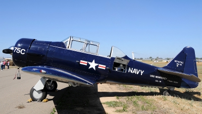 Photo ID 110161 by W.A.Kazior. Private Private North American AT 6F Texan, N7475C