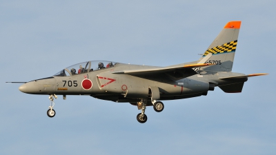 Photo ID 111066 by Peter Terlouw. Japan Air Force Kawasaki T 4, 36 5705