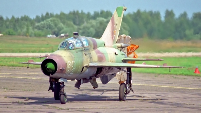 Photo ID 112496 by Sven Zimmermann. Russia Air Force Mikoyan Gurevich MiG 21UM, 62 OUTLINED