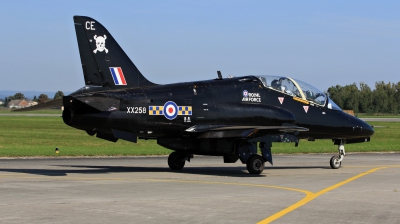 Photo ID 112625 by Milos Ruza. UK Air Force British Aerospace Hawk T 1A, XX258