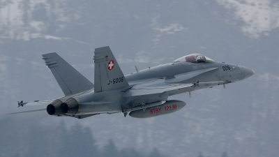 Photo ID 113754 by Lukas Kinneswenger. Switzerland Air Force McDonnell Douglas F A 18C Hornet, J 5006