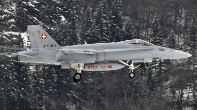 Photo ID 113599 by Bart Hoekstra. Switzerland Air Force McDonnell Douglas F A 18C Hornet, J 5010