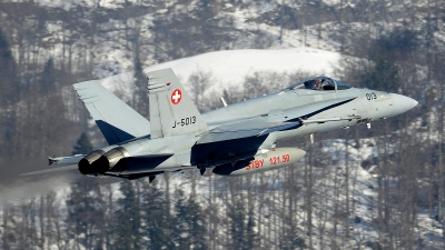 Photo ID 114071 by Martin Thoeni - Powerplanes. Switzerland Air Force McDonnell Douglas F A 18C Hornet, J 5013