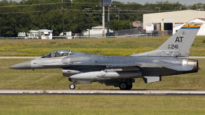 Photo ID 115238 by Brandon Thetford. USA Air Force General Dynamics F 16C Fighting Falcon, 86 0241