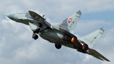 Photo ID 121370 by Thomas Ziegler - Aviation-Media. Slovakia Air Force Mikoyan Gurevich MiG 29AS, 3911