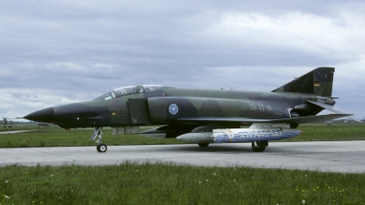 Photo ID 121486 by Joop de Groot. Germany Air Force McDonnell Douglas RF 4E Phantom II, 98 01