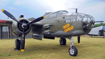 Photo ID 122381 by W.A.Kazior. Private Military Aviation Museum North American B 25J Mitchell, N7947C