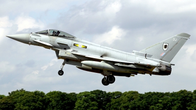 Photo ID 126312 by Carl Brent. UK Air Force Eurofighter Typhoon FGR4, ZJ935