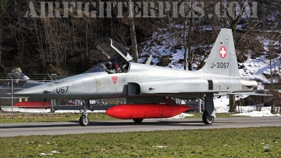 Photo ID 164 by James Shelbourn. Switzerland Air Force Northrop F 5E Tiger II, J 3067
