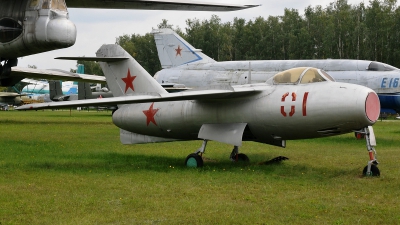 Photo ID 129200 by Martin Thoeni - Powerplanes. Russia Air Force Lavochkin La 15, 01 RED