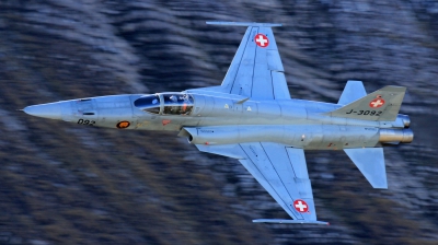 Photo ID 129968 by Milos Ruza. Switzerland Air Force Northrop F 5E Tiger II, J 3092