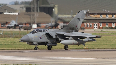 Photo ID 132821 by Paul Newbold. UK Air Force Panavia Tornado GR4, ZD810