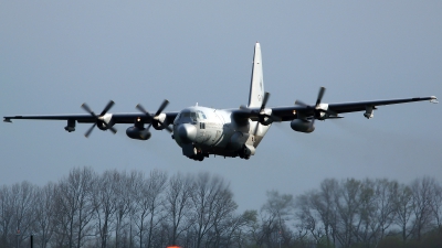Photo ID 138864 by Lukas Kinneswenger. Netherlands Air Force Lockheed C 130H Hercules L 382, G 781