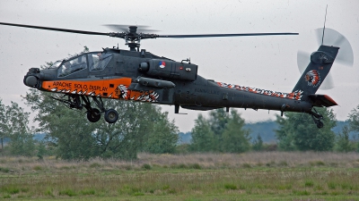 Photo ID 140359 by Jan Eenling. Netherlands Air Force Boeing AH 64DN Apache Longbow, Q 19