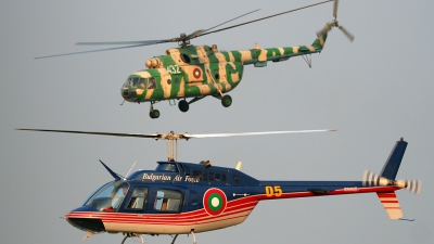 Photo ID 18369 by Emil Dyulgerov - BGspotters. Bulgaria Air Force Bell 206B 3 JetRanger III, 05