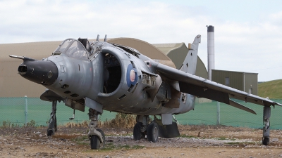 Photo ID 18463 by frank van de waardenburg. UK Navy Hawker Siddeley Harrier GR 3, XW630