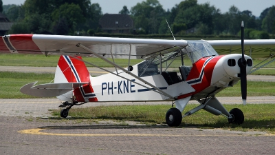 Photo ID 142798 by Jan Eenling. Private Private Piper PA 18 135 Super Cub, PH KNE