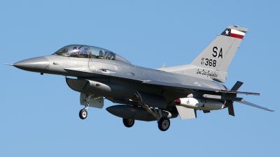 Photo ID 143879 by Brandon Thetford. USA Air Force General Dynamics F 16D Fighting Falcon, 87 0368