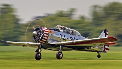 Photo ID 145215 by David F. Brown. Private Private North American AT 6C Texan, N952C