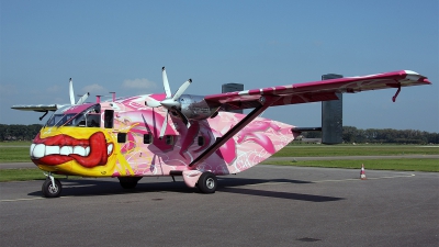 Photo ID 146711 by Jan Eenling. Private Pink Aviation Short SC 7 Skyvan 3M, OE FDN