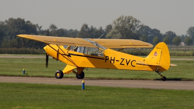 Photo ID 146795 by Jan Eenling. Private Private Piper PA 18 135 Super Cub, PH ZVC