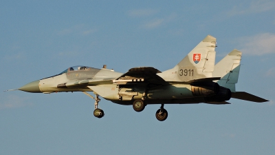 Photo ID 18649 by Roman Mr.MiG. Slovakia Air Force Mikoyan Gurevich MiG 29AS, 3911
